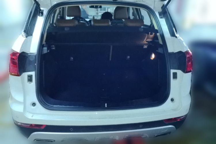 Used Haval H6 Coupe 2015 Blue-Label Facelift 2.0T Manual Two-Wheel Drive Urban Version Trunk