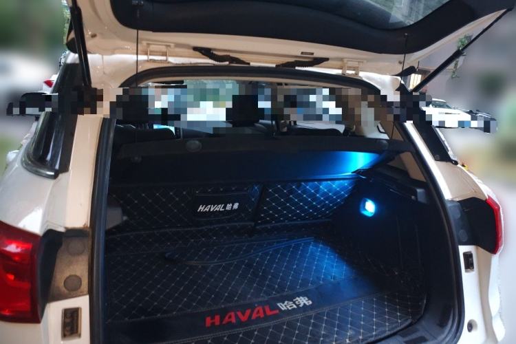 Used Haval H6 Coupe 2015 Blue Label 2.0T Automatic Two-Wheel Drive Elite Model Trunk