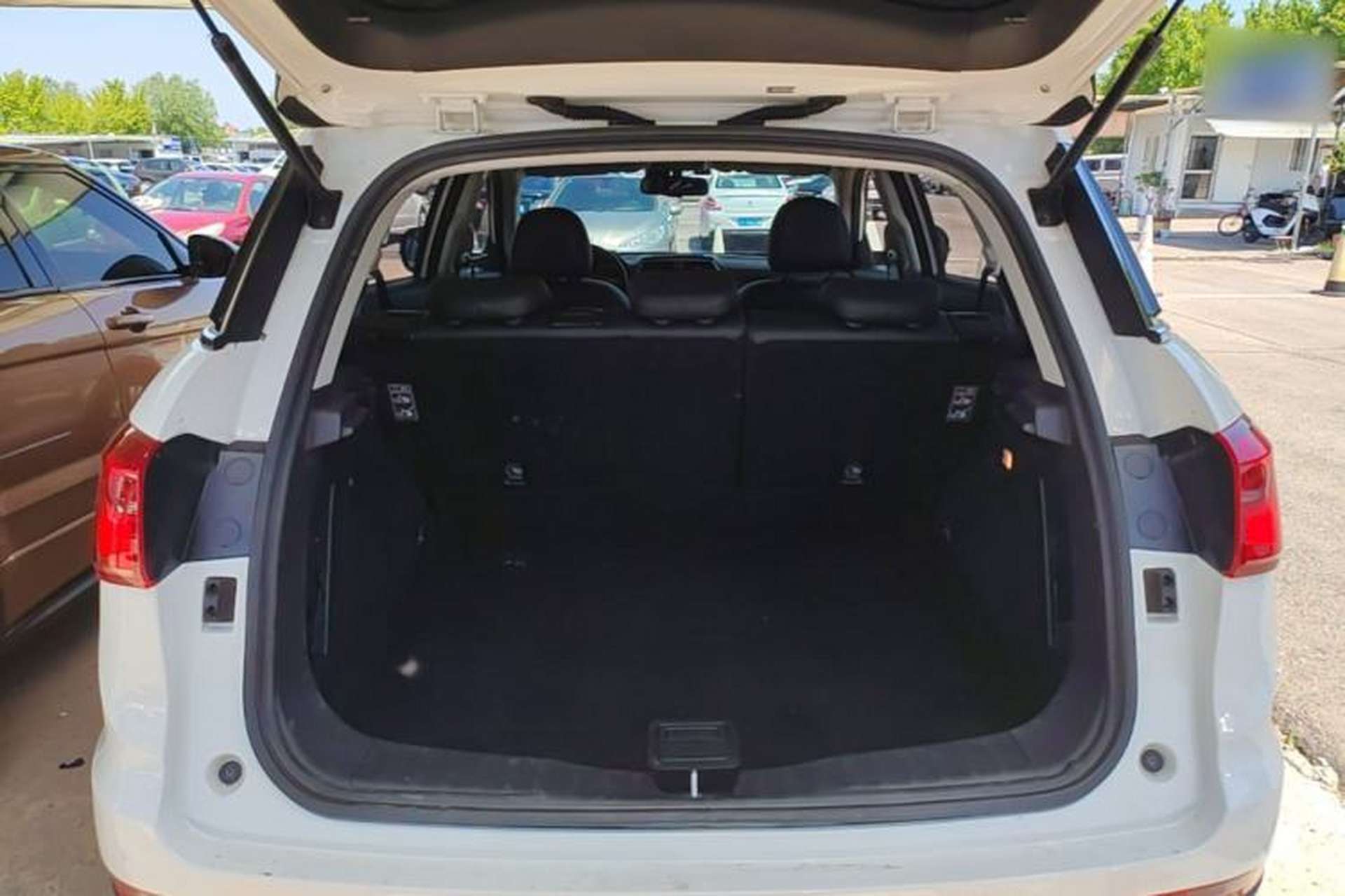 Used Haval H6 Coupe 2015 Blue Label 2.0T Automatic Two-Wheel Drive Prestige Model Trunk
