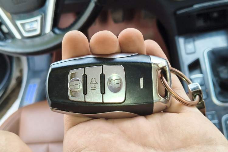 Used Haval H6 Coupe 2015 Blue Label 2.0T Manual 4x4 Elite Model Vehicle Key