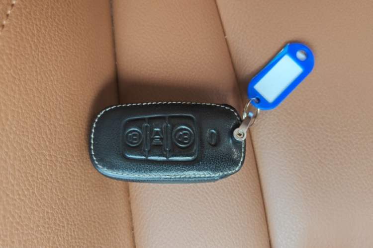 Used Haval H6 Coupe 2015 Blue Label 2.0T Automatic Two-Wheel Drive Elite Model Vehicle Key