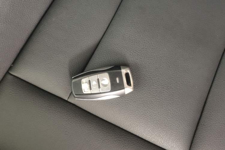 Used Haval H6 Coupe 2015 Blue Label 2.0T Automatic Two-Wheel Drive Elite Model Vehicle Key