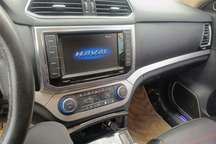 Used Haval H6 Coupe 2016 Blue Label 1.5T Manual Two-Wheel Drive Elite Model Audio And AC Panel