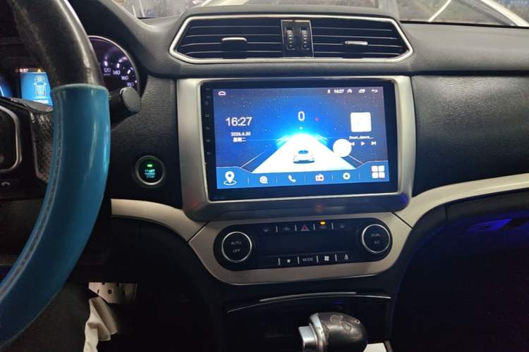 Used Haval H6 Coupe 2016 Blue Label 1.5T Automatic Two-Wheel Drive Elite Model Audio And AC Panel