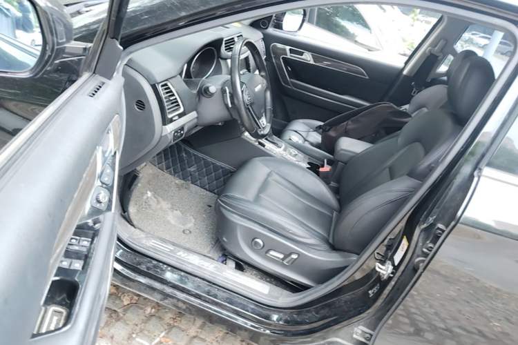 Used Haval H6 Coupe 2016 Blue Label 1.5T Automatic Two-Wheel Drive Elite Model Driver Seat