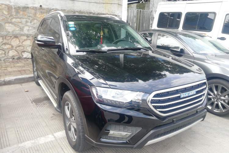 Used Haval H6 Coupe 2016 Blue Label 1.5T Manual Two-Wheel Drive Elite Model Exterior 2