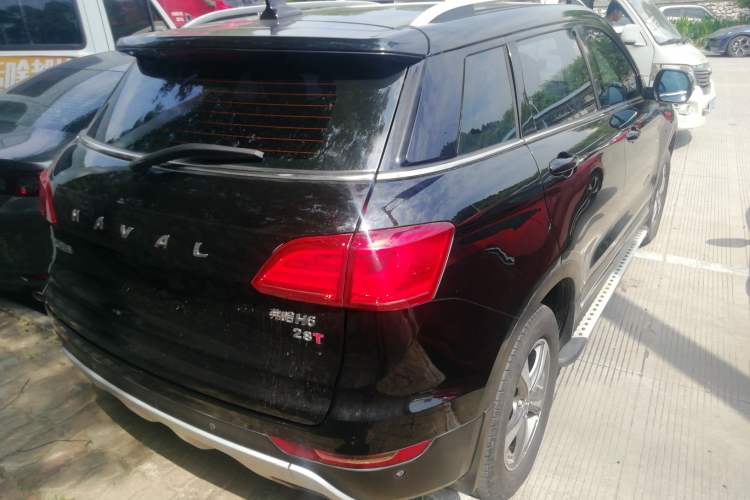Used Haval H6 Coupe 2016 Blue Label 1.5T Manual Two-Wheel Drive Elite Model Exterior 5