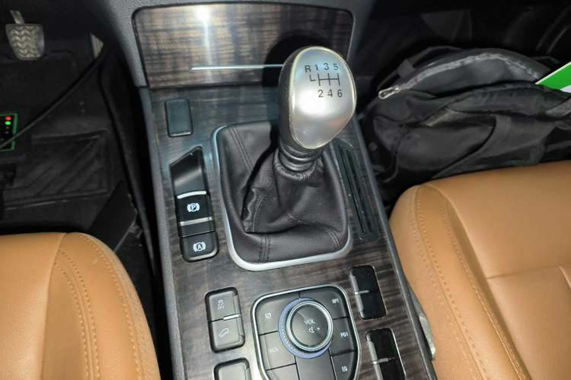 Used Haval H6 Coupe 2016 Blue Label 1.5T Manual Two-Wheel Drive Urban Model Gear Lever