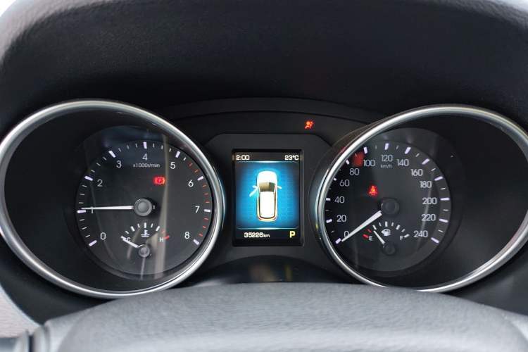 Used Haval H6 Coupe 2016 Blue Label 1.5T Automatic Two-Wheel Drive Elite Model Instrument Cluster