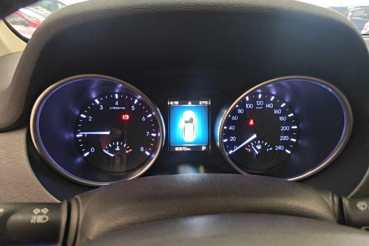 Used Haval H6 Coupe 2016 Blue Label 1.5T Automatic Two-Wheel Drive Elite Model Instrument Cluster