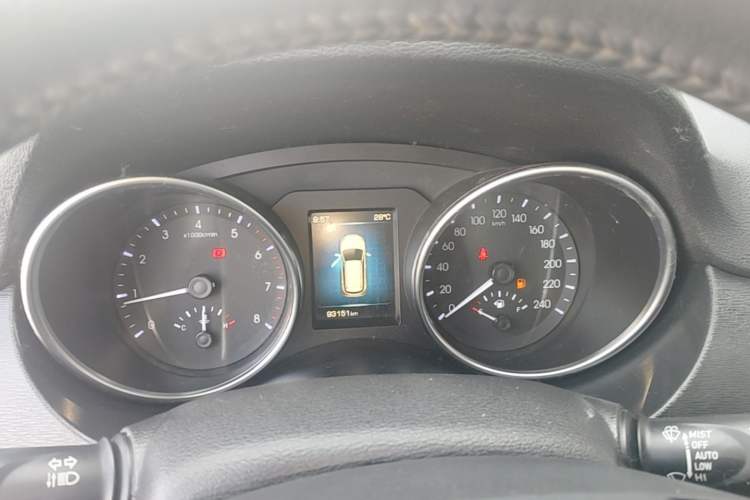 Used Haval H6 Coupe 2016 Blue Label 1.5T Manual Two-Wheel Drive Elite Model Instrument Cluster