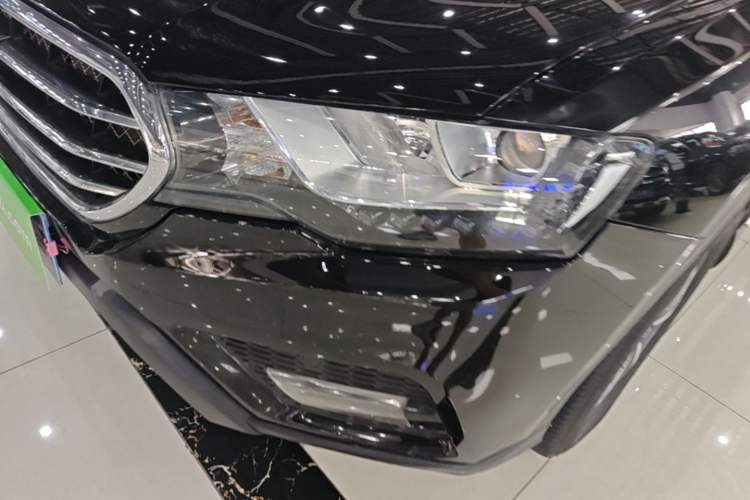 Used Haval H6 Coupe 2016 Blue Label 1.5T Automatic Two-Wheel Drive Urban Model Left Front Headlight
