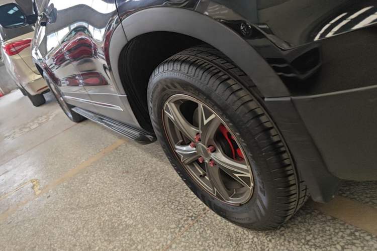 Used Haval H6 Coupe 2016 Blue Label 1.5T Automatic Two-Wheel Drive Elite Model Left Side Sill