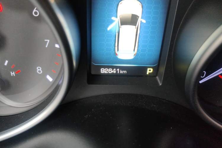 Used Haval H6 Coupe 2016 Blue Label 1.5T Automatic Two-Wheel Drive Urban Model Odometer Close Up