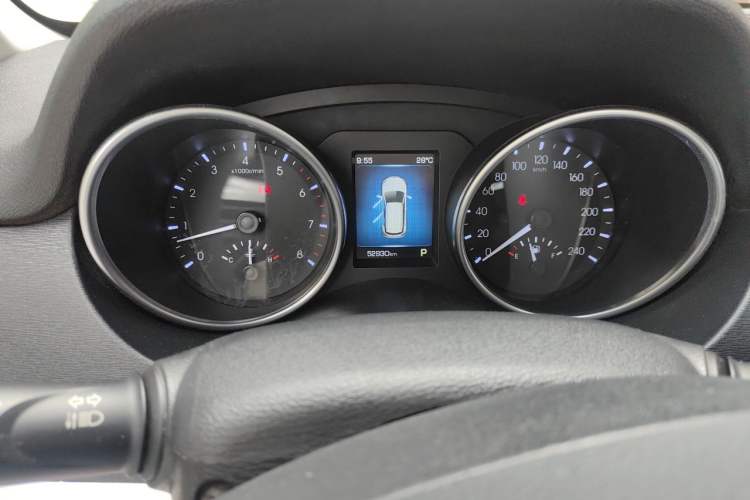 Used Haval H6 Coupe 2016 Blue Label 1.5T Automatic Two-Wheel Drive Elite Model Odometer Close Up