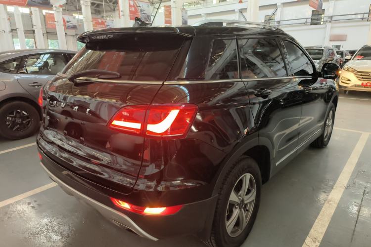 Used Haval H6 Coupe 2016 Blue Label 1.5T Manual Two-Wheel Drive Urban Model Rear Right 45 Deg