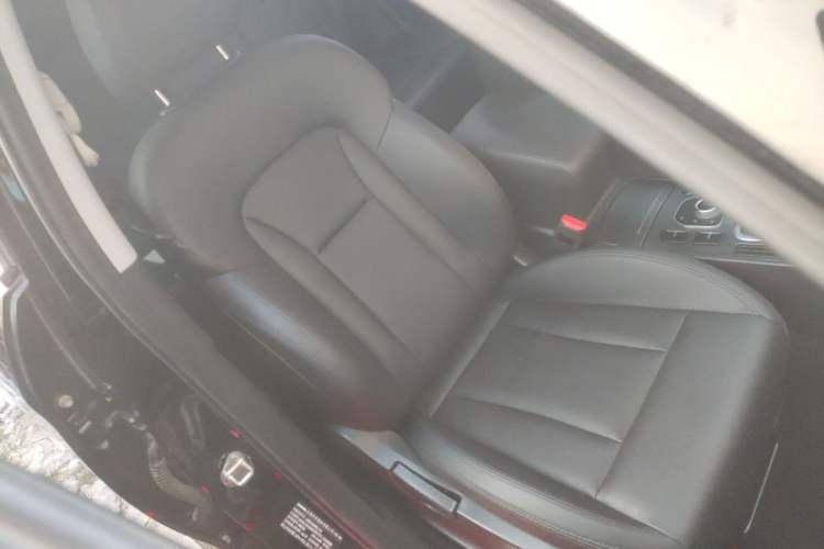 Used Haval H6 Coupe 2016 Blue Label 1.5T Automatic Two-Wheel Drive Urban Model Right Front Seat