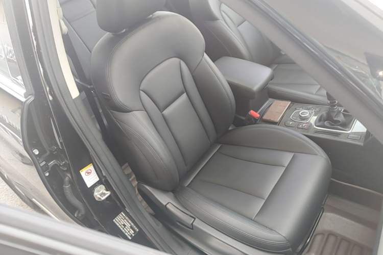 Used Haval H6 Coupe 2016 Blue Label 1.5T Manual Two-Wheel Drive Elite Model Right Front Seat