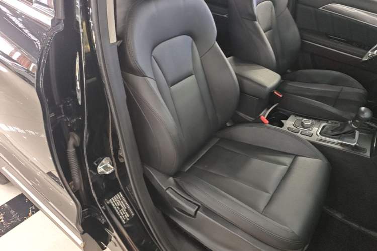Used Haval H6 Coupe 2016 Blue Label 1.5T Automatic Two-Wheel Drive Urban Model Right Front Seat