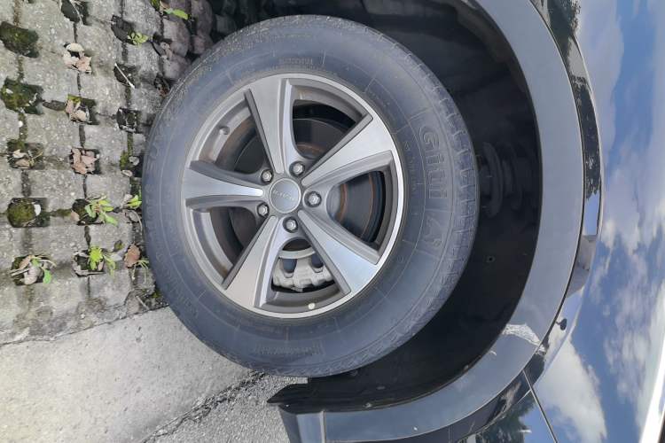 Used Haval H6 Coupe 2016 Blue Label 1.5T Manual Two-Wheel Drive Elite Model Right Front Wheel Hub