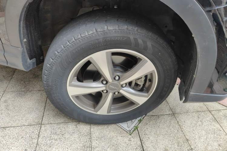 Used Haval H6 Coupe 2016 Blue Label 1.5T Automatic Two-Wheel Drive Elite Model Right Front Wheel Hub