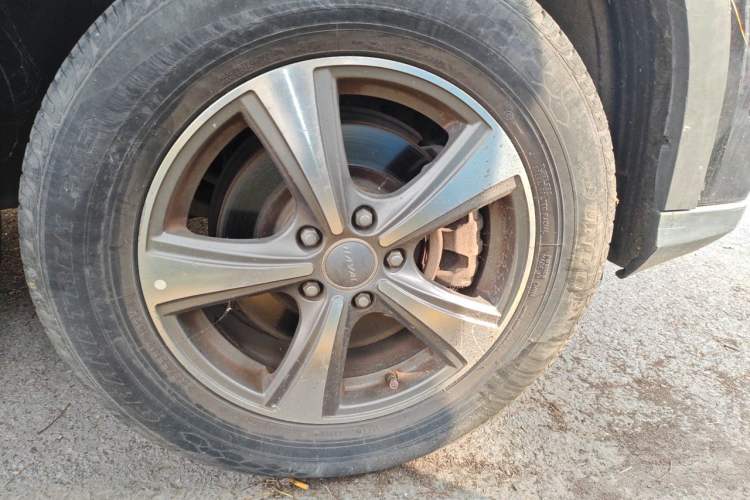 Used Haval H6 Coupe 2016 Blue Label 1.5T Manual Two-Wheel Drive Elite Model Right Front Wheel Hub
