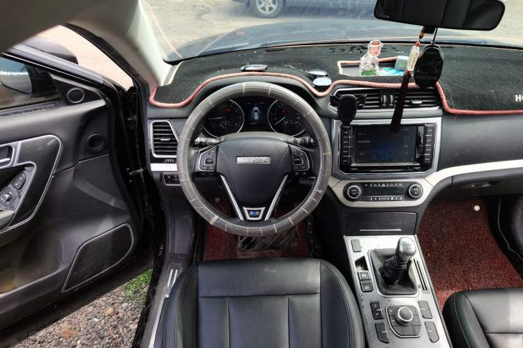 Used Haval H6 Coupe 2016 Blue Label 1.5T Manual Two-Wheel Drive Urban Model Steering Wheel