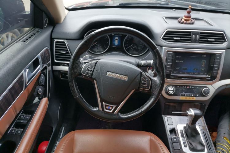 Used Haval H6 Coupe 2016 Blue Label 1.5T Automatic Two-Wheel Drive Urban Model Steering Wheel