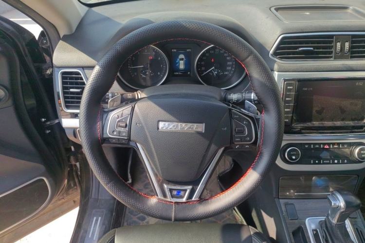 Used Haval H6 Coupe 2016 Blue Label 1.5T Automatic Two-Wheel Drive Urban Model Steering Wheel
