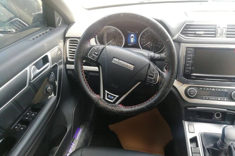 Used Haval H6 Coupe 2016 Blue Label 1.5T Manual Two-Wheel Drive Elite Model Steering Wheel