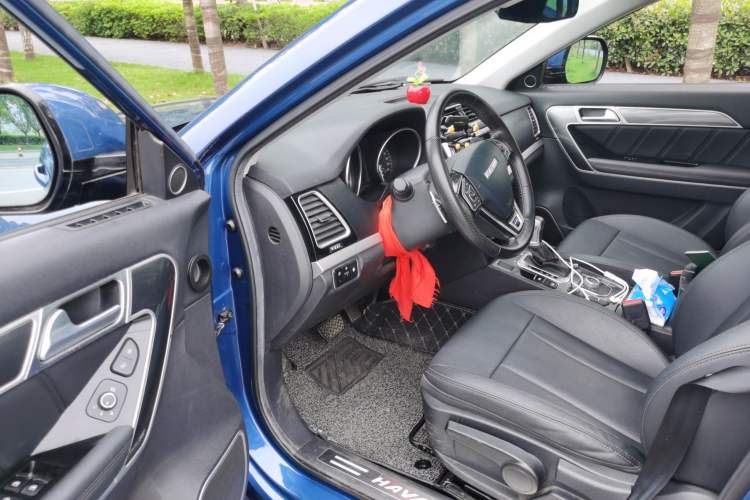 Used Haval H6 Coupe 2016 Blue Label 1.5T Automatic Two-Wheel Drive Urban Model Driver Seat
