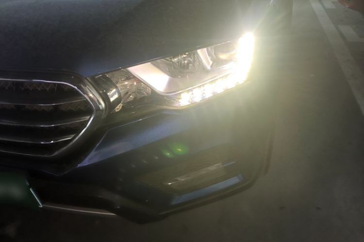 Used Haval H6 Coupe 2016 Blue Label 1.5T Manual Two-Wheel Drive Urban Model Left Front Headlight