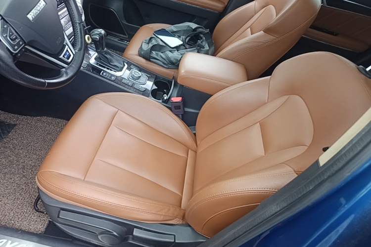 Used Haval H6 Coupe 2016 Blue Label 1.5T Automatic Two-Wheel Drive Urban Model Left Front Seat