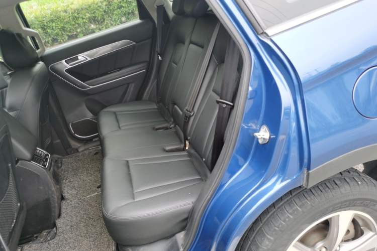 Used Haval H6 Coupe 2016 Blue Label 1.5T Automatic Two-Wheel Drive Urban Model Left Rear Seat