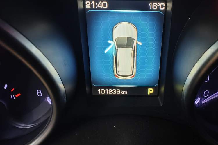 Used Haval H6 Coupe 2016 Blue Label 1.5T Automatic Two-Wheel Drive Elite Model Odometer Close Up