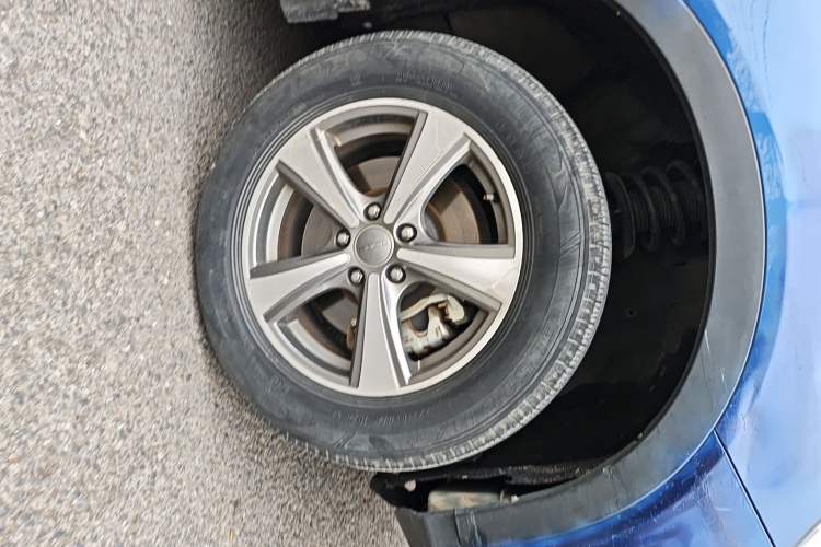 Used Haval H6 Coupe 2016 Blue Label 1.5T Manual Two-Wheel Drive Elite Model Right Front Wheel Hub
