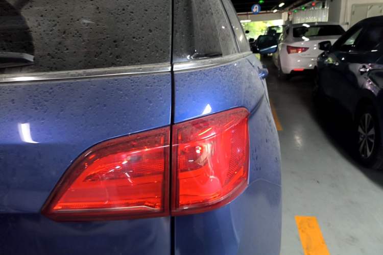 Used Haval H6 Coupe 2016 Blue Label 1.5T Manual Two-Wheel Drive Urban Model Right Rear Taillight