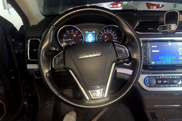 Used Haval H6 Coupe 2016 Blue Label 1.5T Manual Two-Wheel Drive Urban Model Steering Wheel
