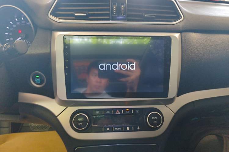 Used Haval H6 Coupe 2016 Blue Label 1.5T Automatic Two-Wheel Drive Elite Model Audio And AC Panel