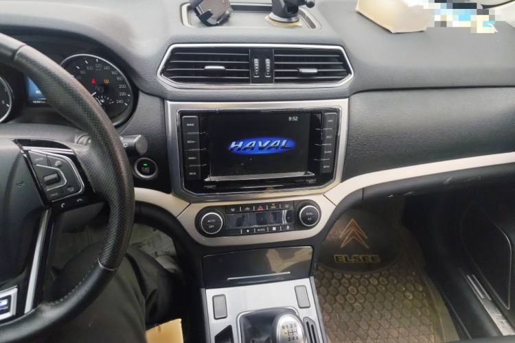 Used Haval H6 Coupe 2016 Blue Label 1.5T Manual Two-Wheel Drive Elite Model Audio And AC Panel