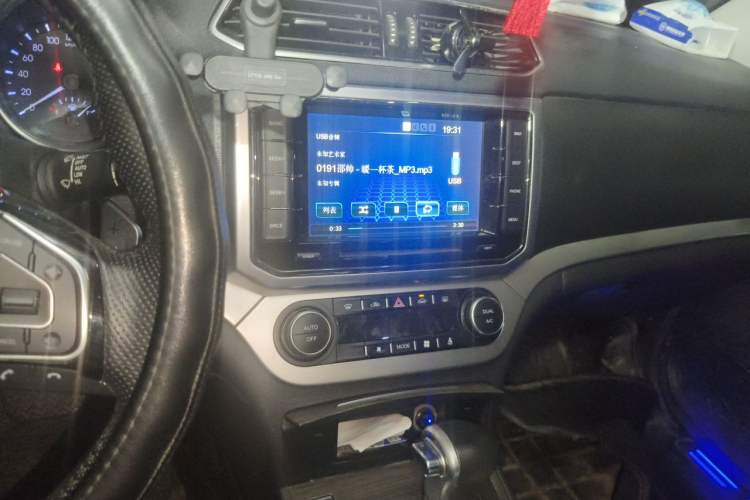 Used Haval H6 Coupe 2016 Blue Label 1.5T Automatic Two-Wheel Drive Elite Model Audio And AC Panel