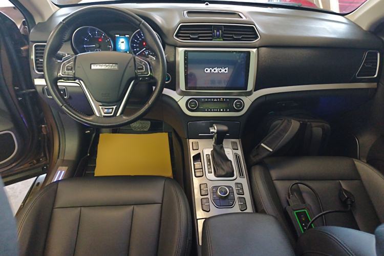 Used Haval H6 Coupe 2016 Blue Label 1.5T Automatic Two-Wheel Drive Elite Model Center Console