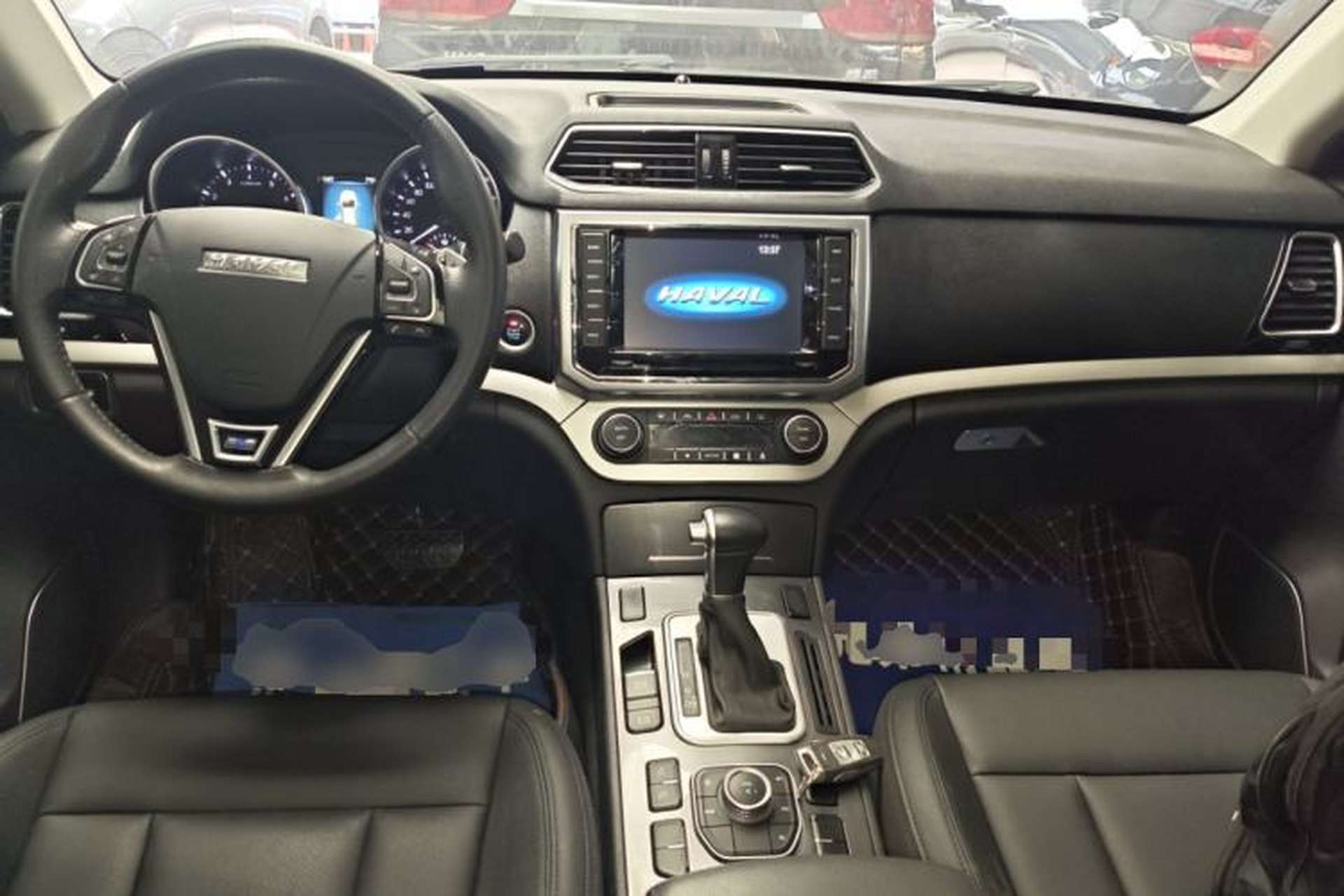 Used Haval H6 Coupe 2016 Blue Label 1.5T Automatic Two-Wheel Drive Urban Model Center Console