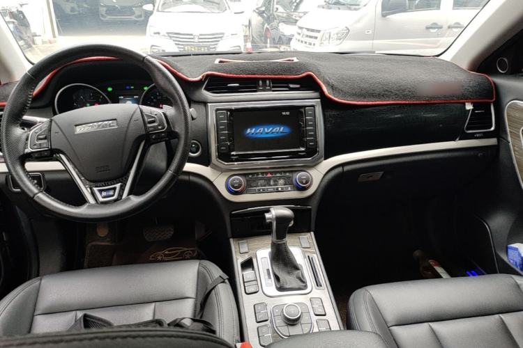 Used Haval H6 Coupe 2016 Blue Label 1.5T Automatic Two-Wheel Drive Elite Model Center Console