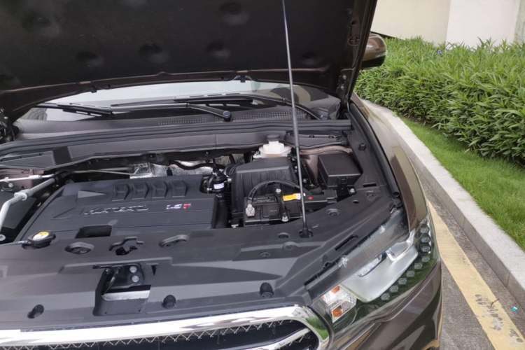 Used Haval H6 Coupe 2016 Blue Label 1.5T Automatic Two-Wheel Drive Elite Model Engine Bay Left