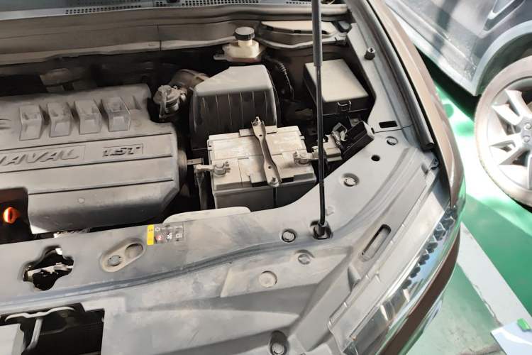 Used Haval H6 Coupe 2016 Blue Label 1.5T Manual Two-Wheel Drive Elite Model Engine Bay Left