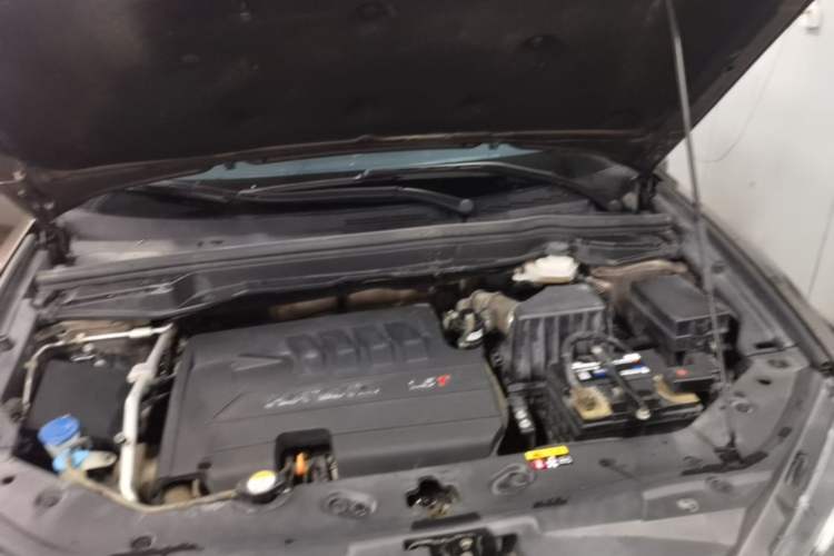 Used Haval H6 Coupe 2016 Blue Label 1.5T Automatic Two-Wheel Drive Urban Model Engine Bay