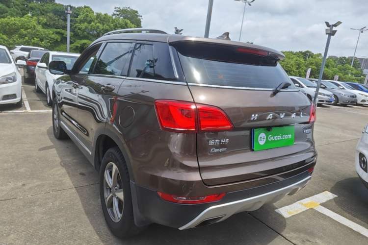 Used Haval H6 Coupe 2016 Blue Label 1.5T Automatic Two-Wheel Drive Urban Model Exterior 2