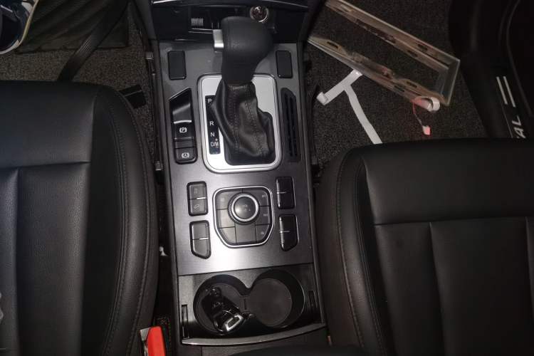 Used Haval H6 Coupe 2016 Blue Label 1.5T Automatic Two-Wheel Drive Urban Model Gear Lever