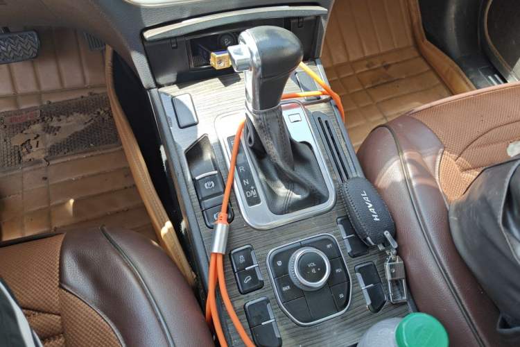 Used Haval H6 Coupe 2016 Blue Label 1.5T Automatic Two-Wheel Drive Urban Model Gear Lever